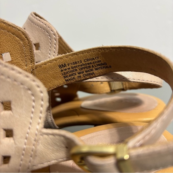 Born Women's Sandals Heels Block Size 8M Ankle Buckle Leather Taupe Neutral - Picture 6 of 10